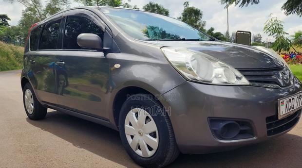 Nissan Note 2011 Gray
