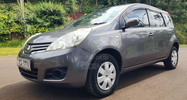 Nissan Note 2011 Gray
