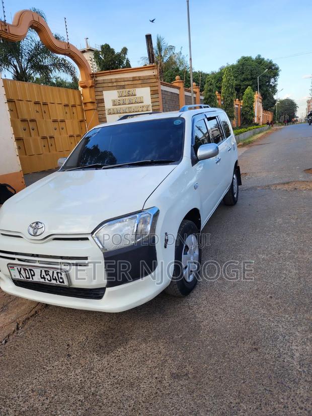 Toyota Succeed SV Premium 2016