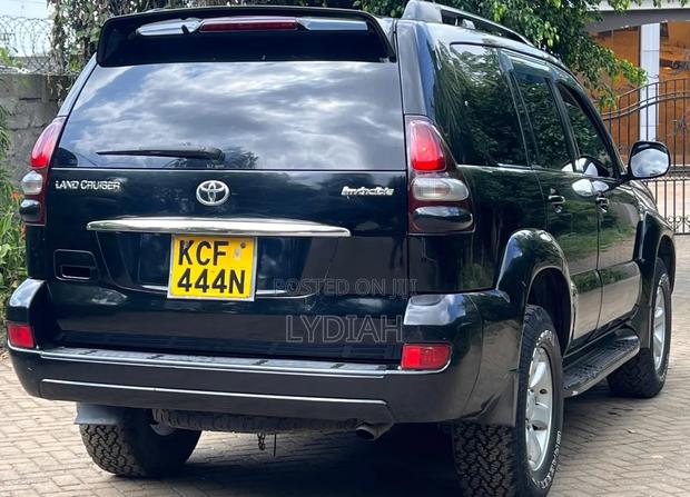 Toyota Land Cruiser Prado 2008 Black