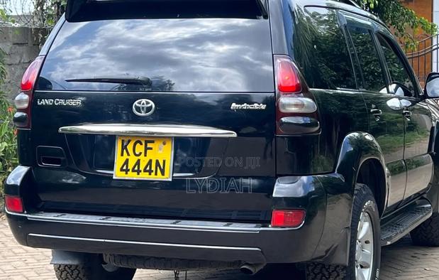 Toyota Land Cruiser Prado 2008 Black