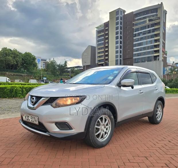 Nissan X-Trail 2013 White