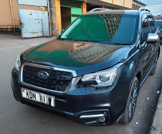 Subaru Forester 2.0XT Touring AWD 2018 Black