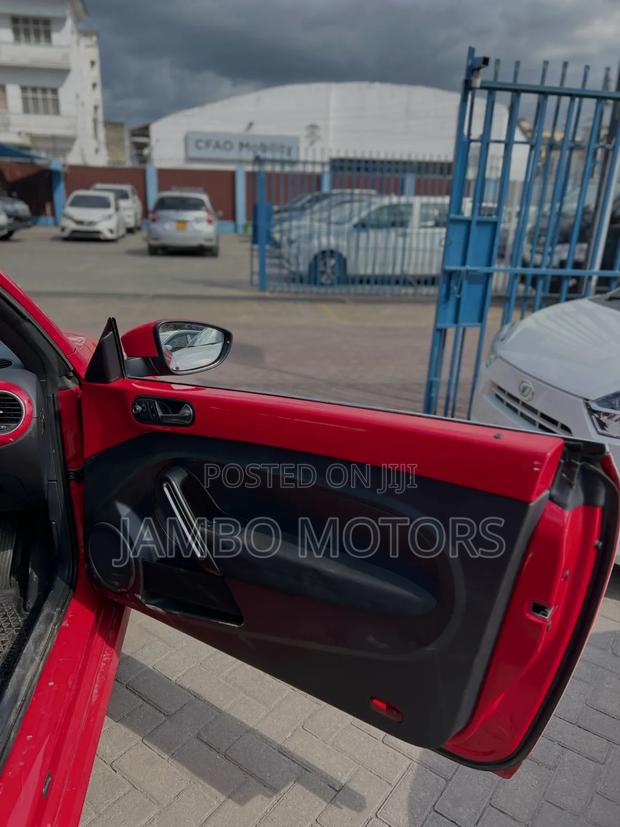 Volkswagen Beetle 2019 Red