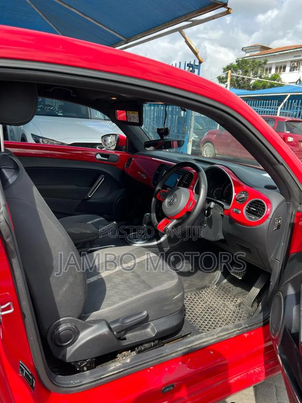 Volkswagen Beetle 2019 Red
