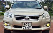 Toyota Vanguard 2011 Gold for sale