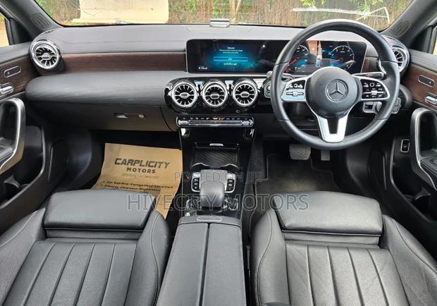 Mercedes-Benz A-Class 2019 White