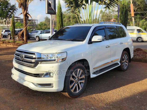 Toyota Land Cruiser 2016 Pearl