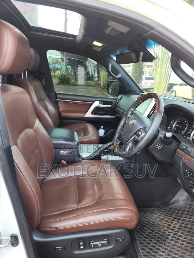 Toyota Land Cruiser 2016 Pearl