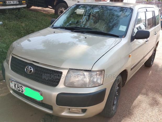 Toyota Succeed 2006 Gold