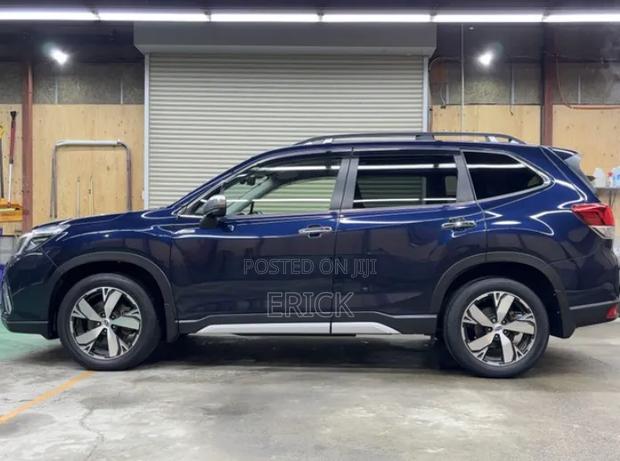 Subaru Forester Premium AWD 2019 Blue