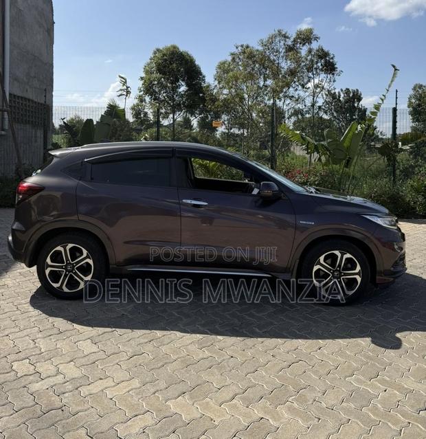 Honda Vezel 2019 Brown