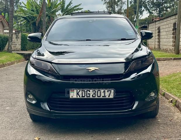 Toyota Harrier 2.0 2015 Black