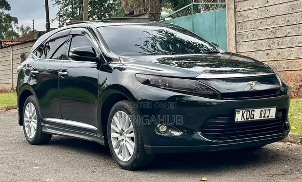 Toyota Harrier 2.0 2015 Black