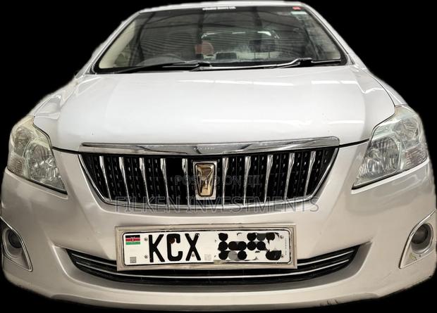 Toyota Premio 2.0 FWD 2014 Silver