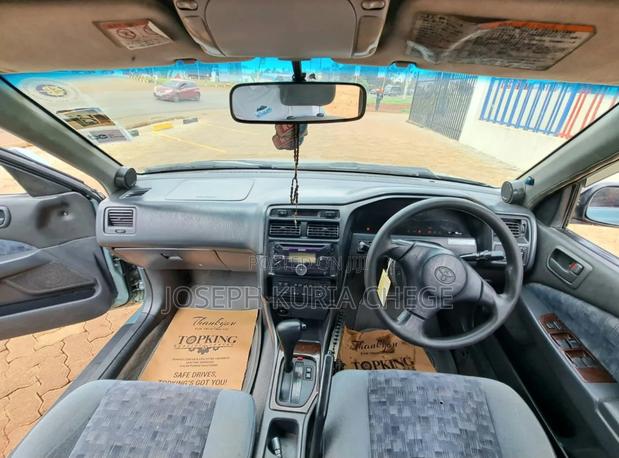 Toyota Carina 2001 Blue