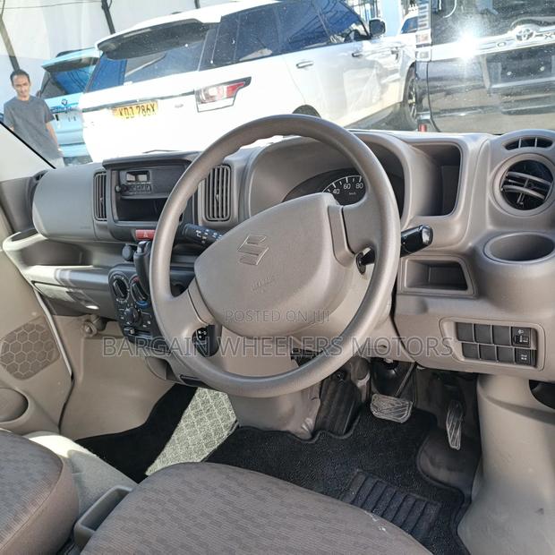 Suzuki Every Wagon 2019 White