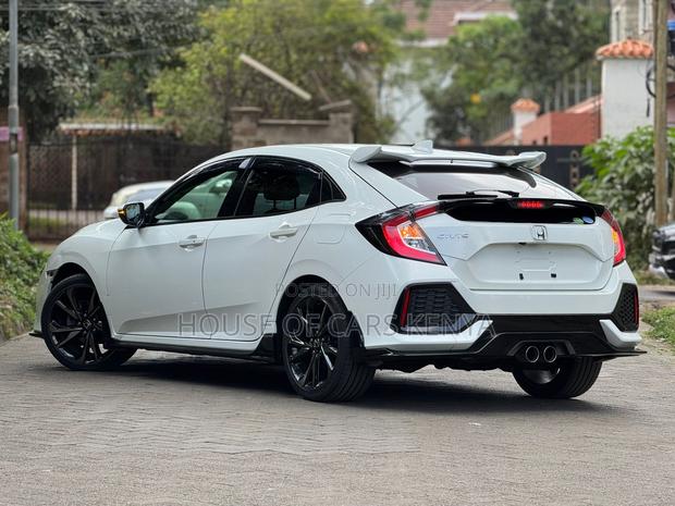 Honda Civic 2020 Pearl