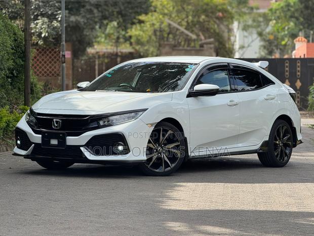 Honda Civic 2020 Pearl