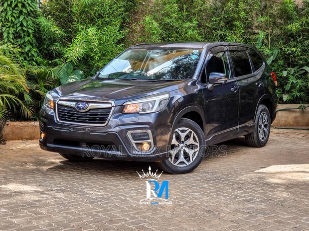 Subaru Forester 2.0XT Touring AWD 2018 Black