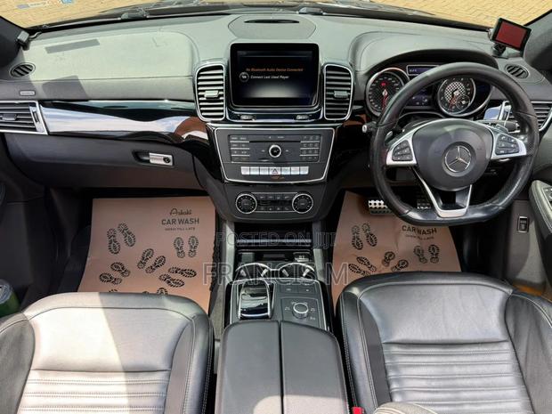 Mercedes-Benz GLE-Class 2017 Black