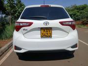 Toyota Vitz 2019 White for sale