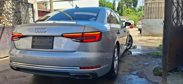 Audi A4 2019 Silver