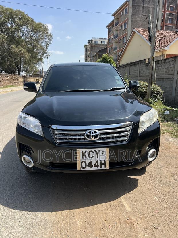 Toyota Vanguard 2013 Black