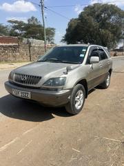 Toyota Harrier 2002 Gold for sale