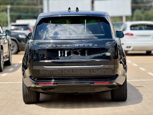 Land Rover Range Rover 2022 Black