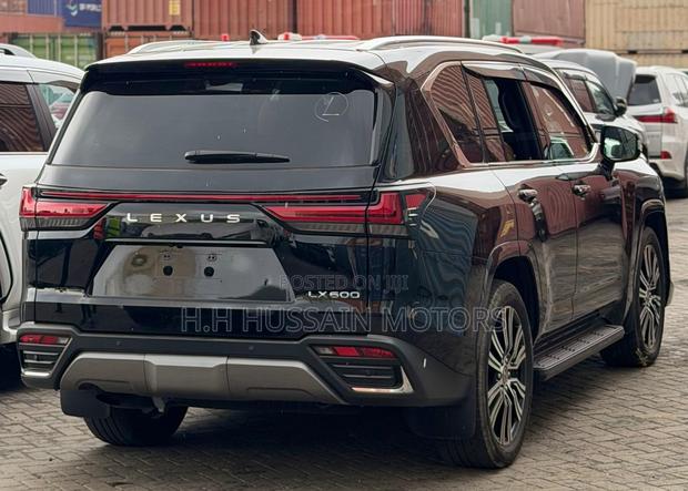 Lexus LX 600 2022 Black