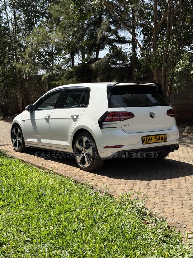Volkswagen Golf GTI 2015 White
