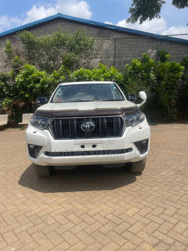 Toyota Land Cruiser Prado 2.7 2021 White