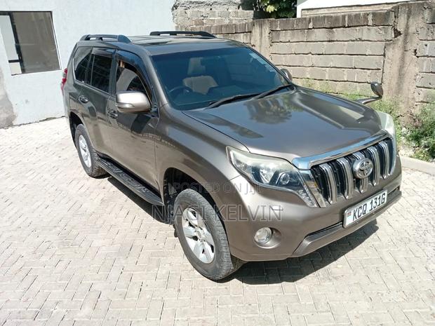 Toyota Land Cruiser Prado 2.8 D-4D 2015 Brown