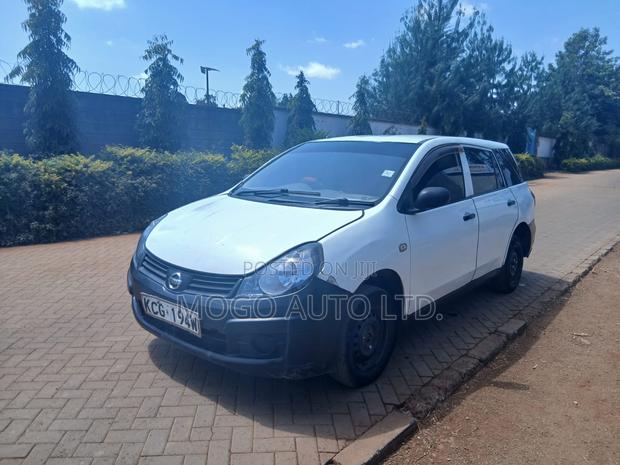 Nissan Advan 2008 White