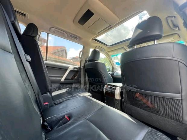 Toyota Land Cruiser Prado 3.0 TD 2010 Silver