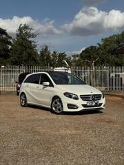 Mercedes-Benz B-Class 2017 White for sale