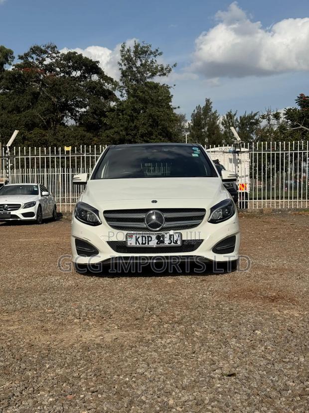 Mercedes-Benz B-Class 2017 White