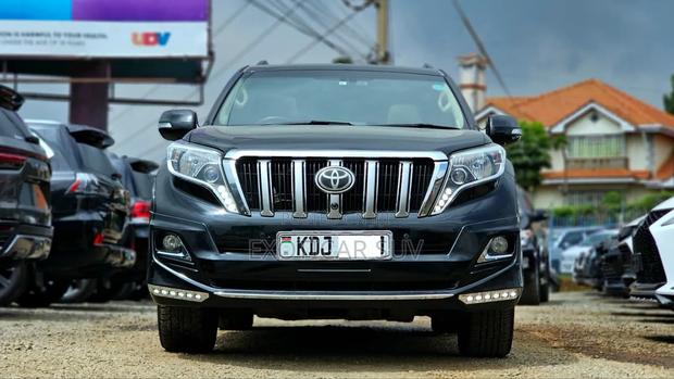 Toyota Land Cruiser Prado 2.8 2017 Black