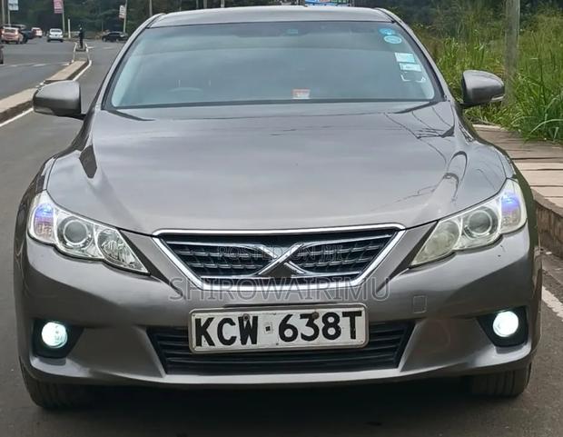 Toyota Mark X 2012 Gray