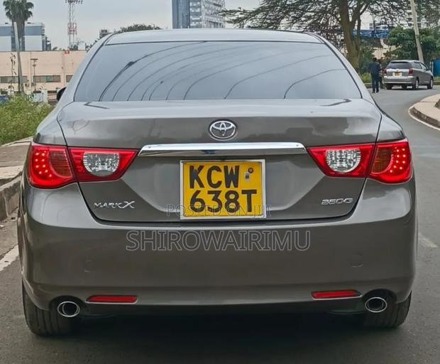 Toyota Mark X 2012 Gray