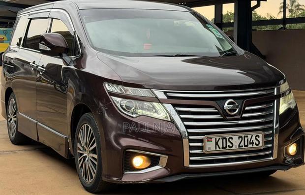 Nissan Elgrand 2017 Black