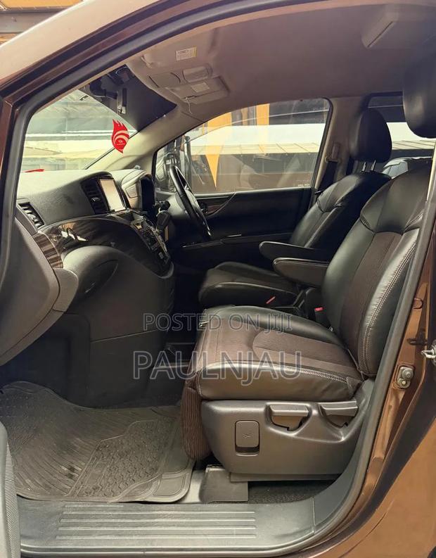 Nissan Elgrand 2017 Black