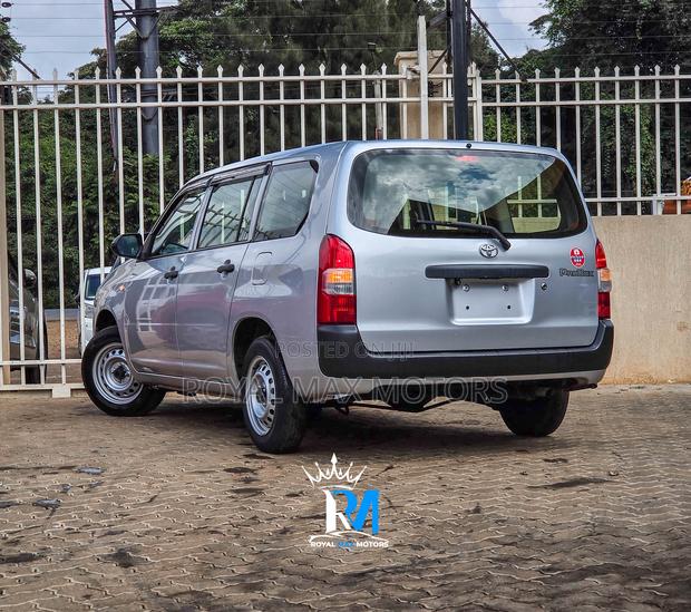 Toyota Probox 1.5 DX 2WD 2020 Silver
