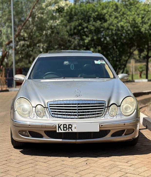 Mercedes-Benz E240 2005 Silver