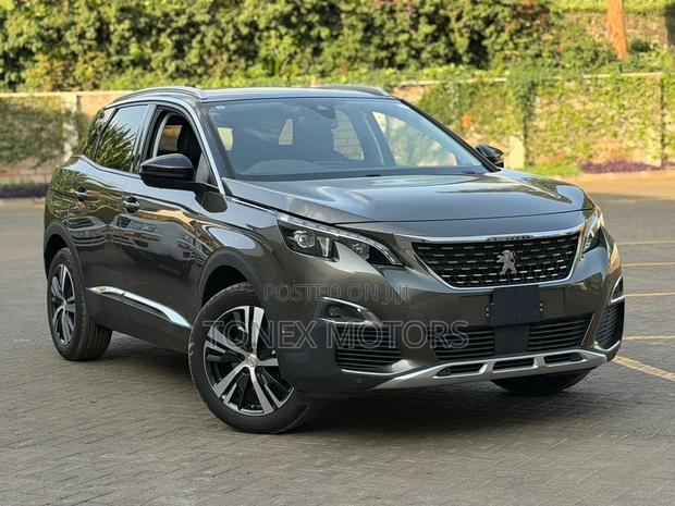 Peugeot 3008 2019 Green