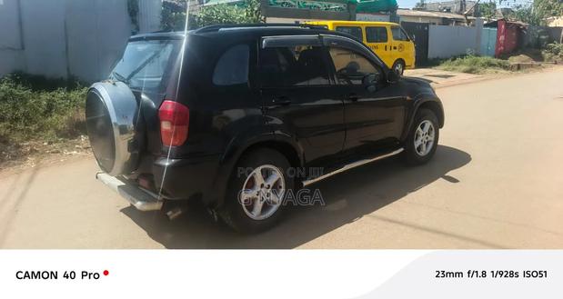 Toyota RAV4 2001 Black