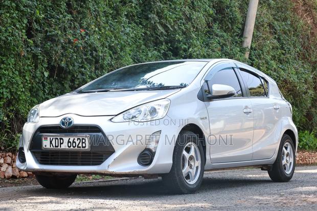 Toyota Aqua 2016 Silver