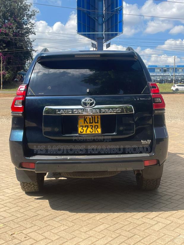 Toyota Land Cruiser Prado 2018 White