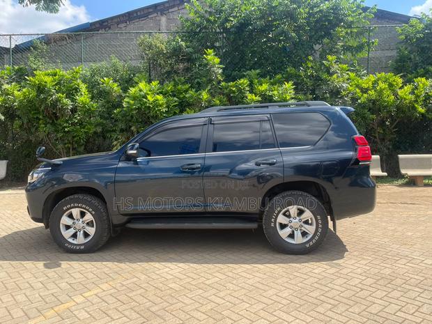 Toyota Land Cruiser Prado 2018 White